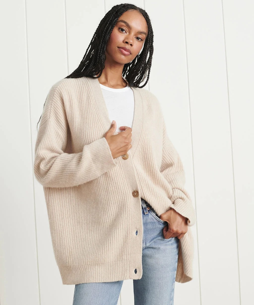 Odelia | V‑Neck Buttoned Cardigan