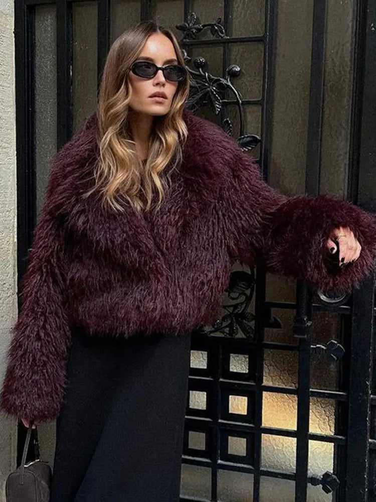 Celina | Elegant Oversized Faux Fur Winter Coat for Luxurious Warmth and Timeless Style