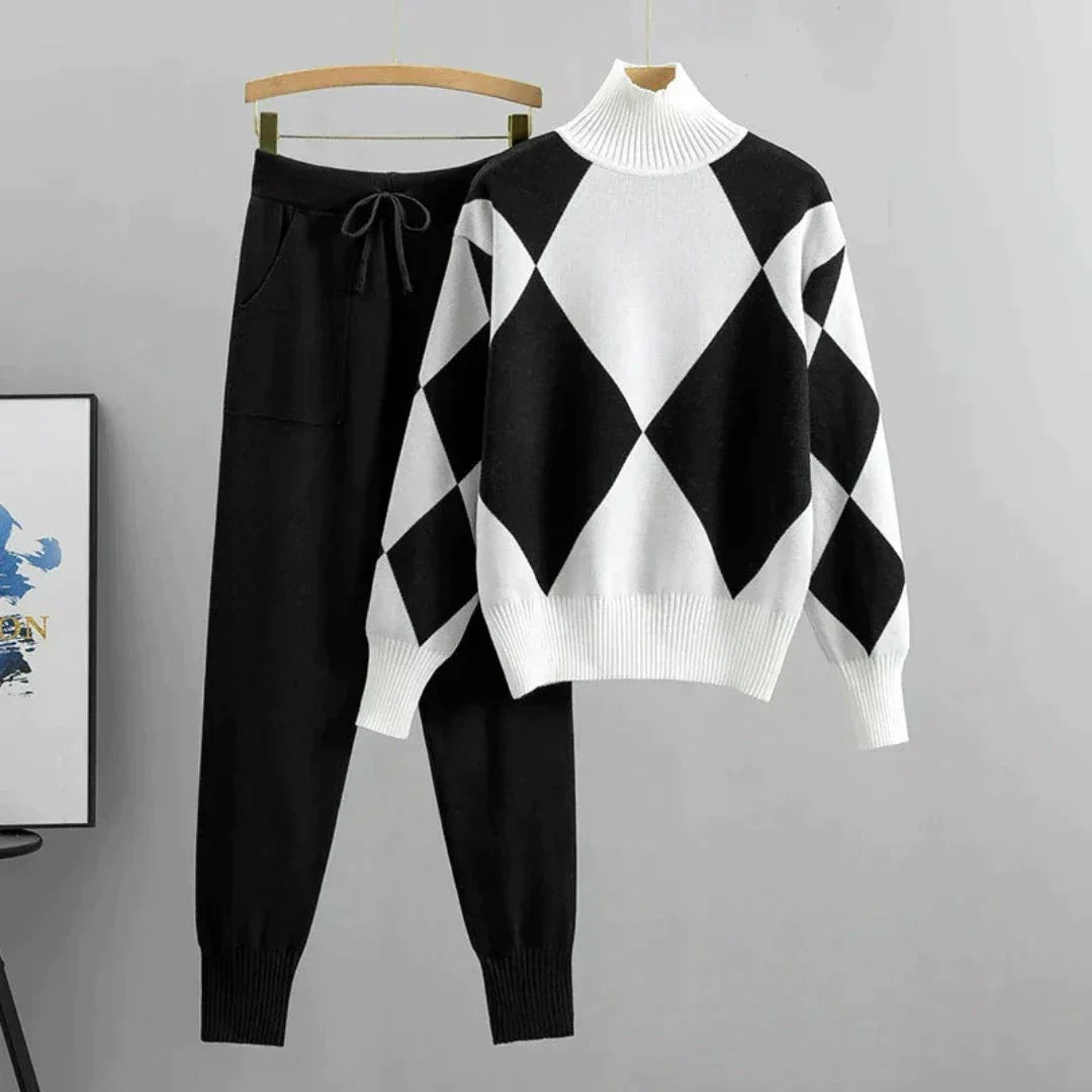 Zenya | Women Cozy Turtleneck Sweatshirt and Long Pants Outfit