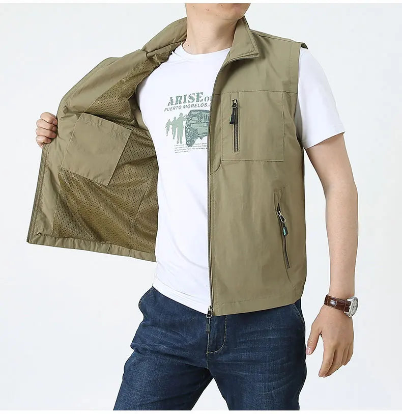 Griffin | High Collar Cargo Vest
