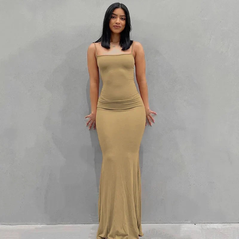 Isla | Slim Maxi Dress - Motheero
