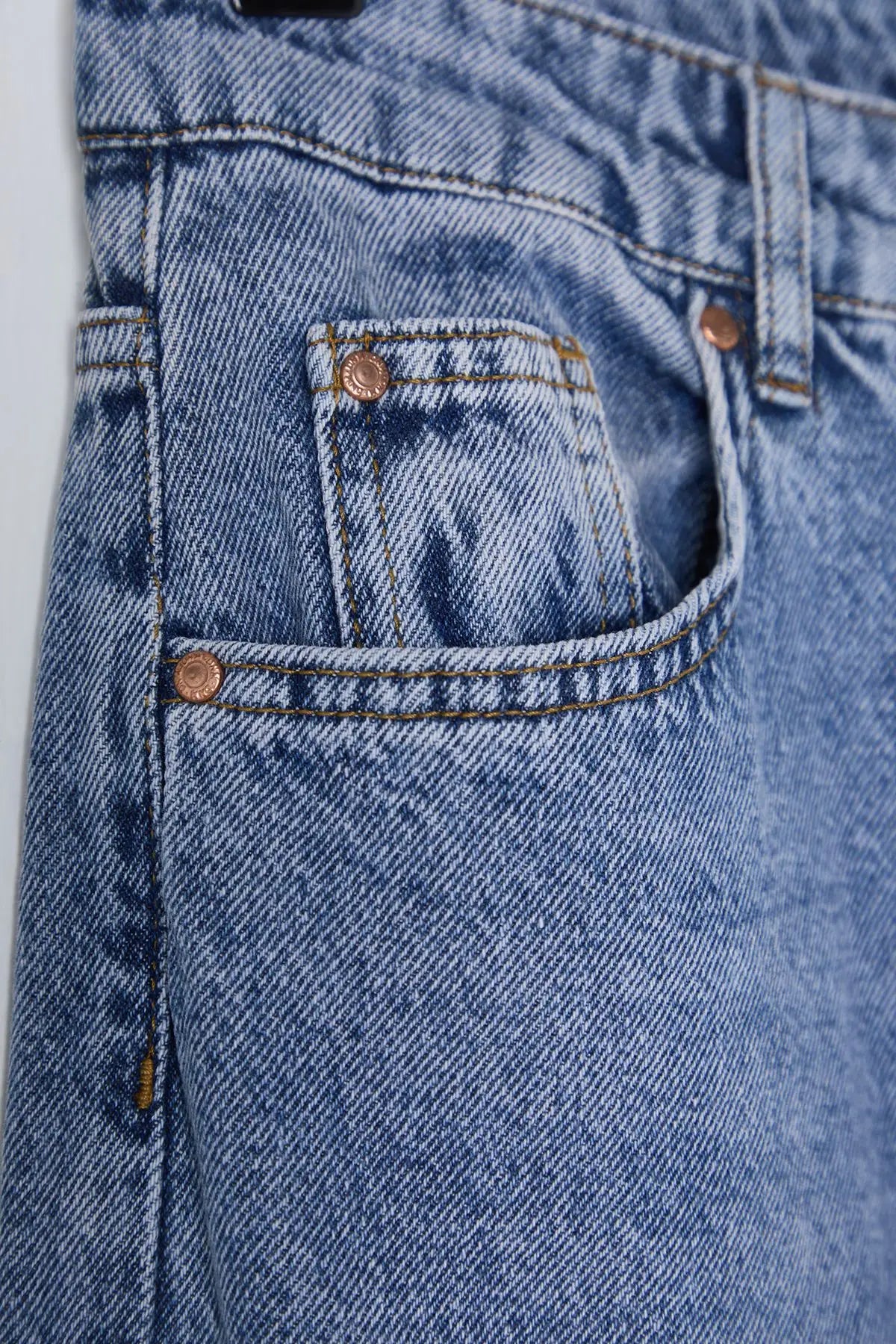 Seraphine | Mid-Waist Wide-Leg with Ribbon Detail Jeans