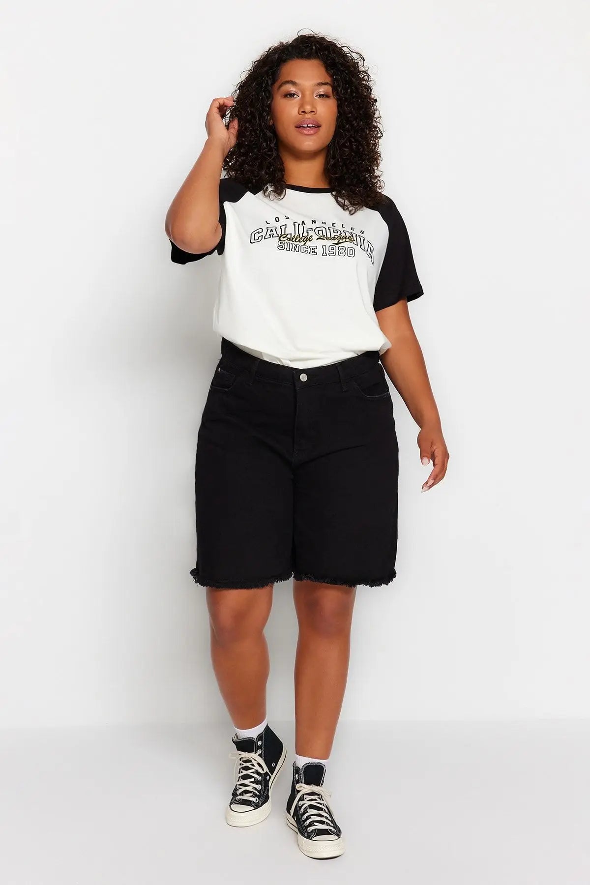 Zarina | Plus Sized High-Waisted Denim Shorts - Motheero