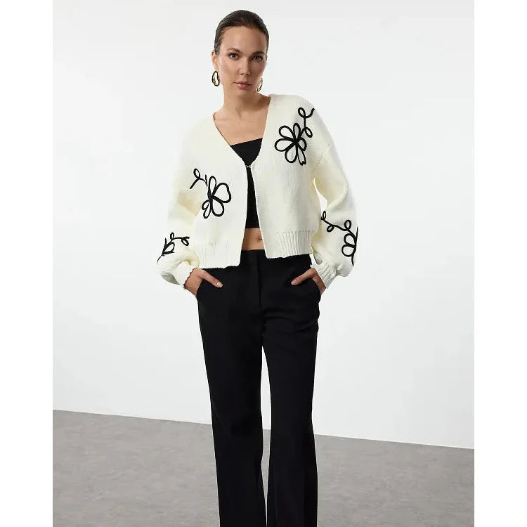 Flomboi | Elegant Floral Lines Cardigan