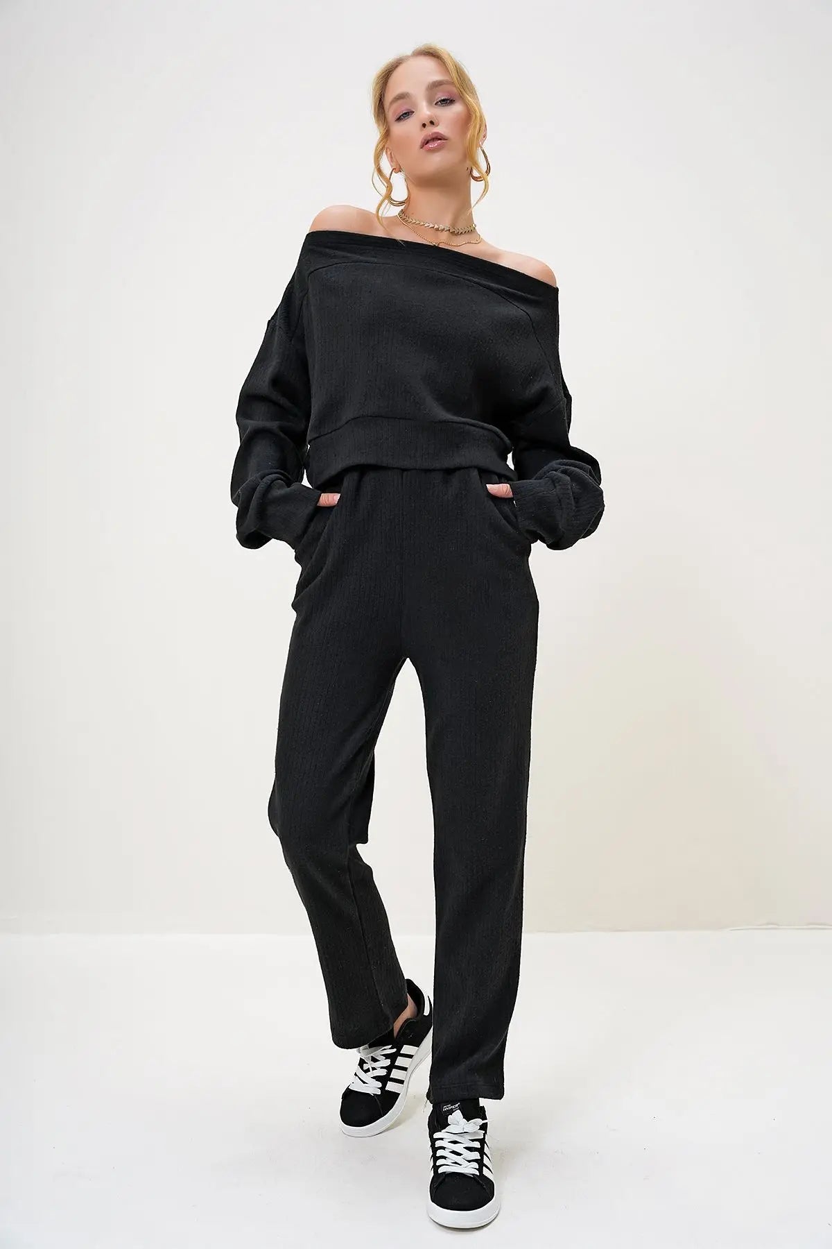 Rohana | Loungewear Relaxed Set Off Shoulder Sweatshirt and Trousers