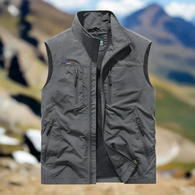 Brogan | Multifunction Vest with Multiple Pockets