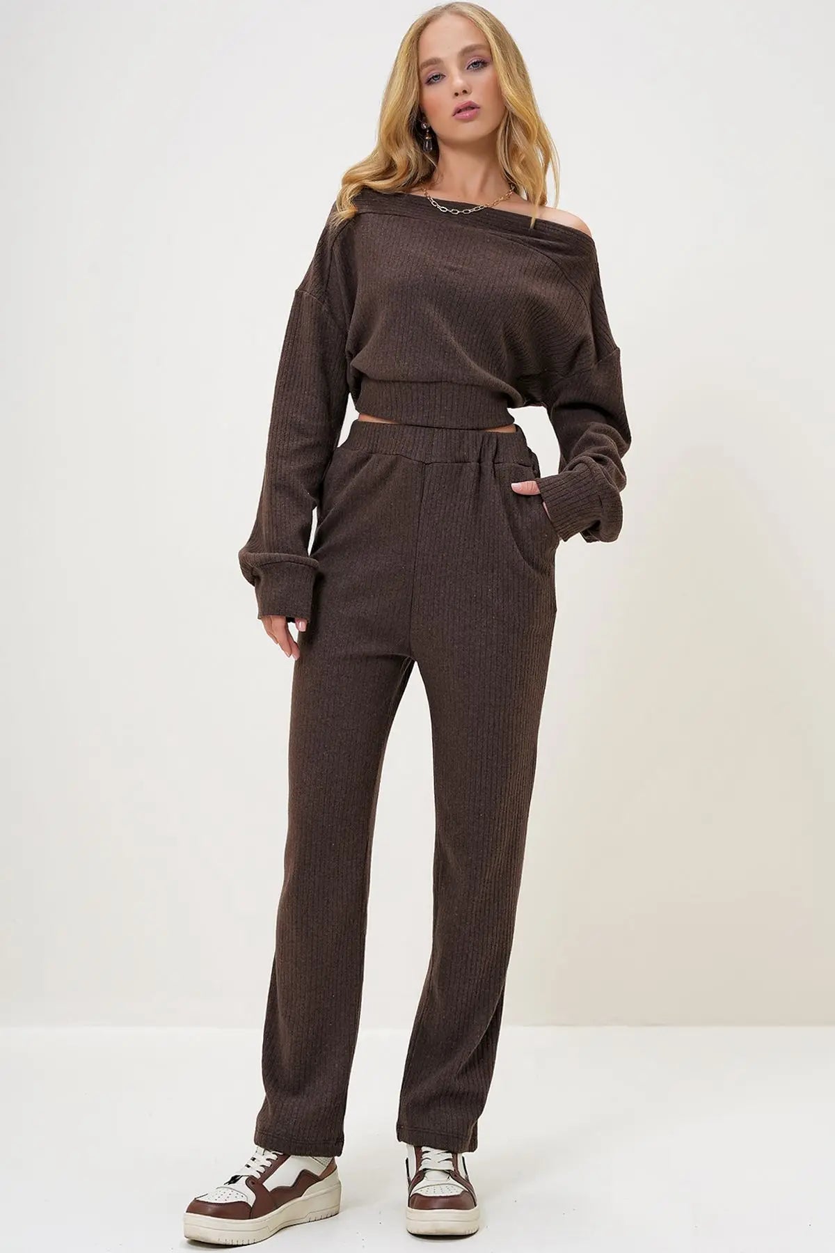 Rohana | Loungewear Relaxed Set Off Shoulder Sweatshirt and Trousers