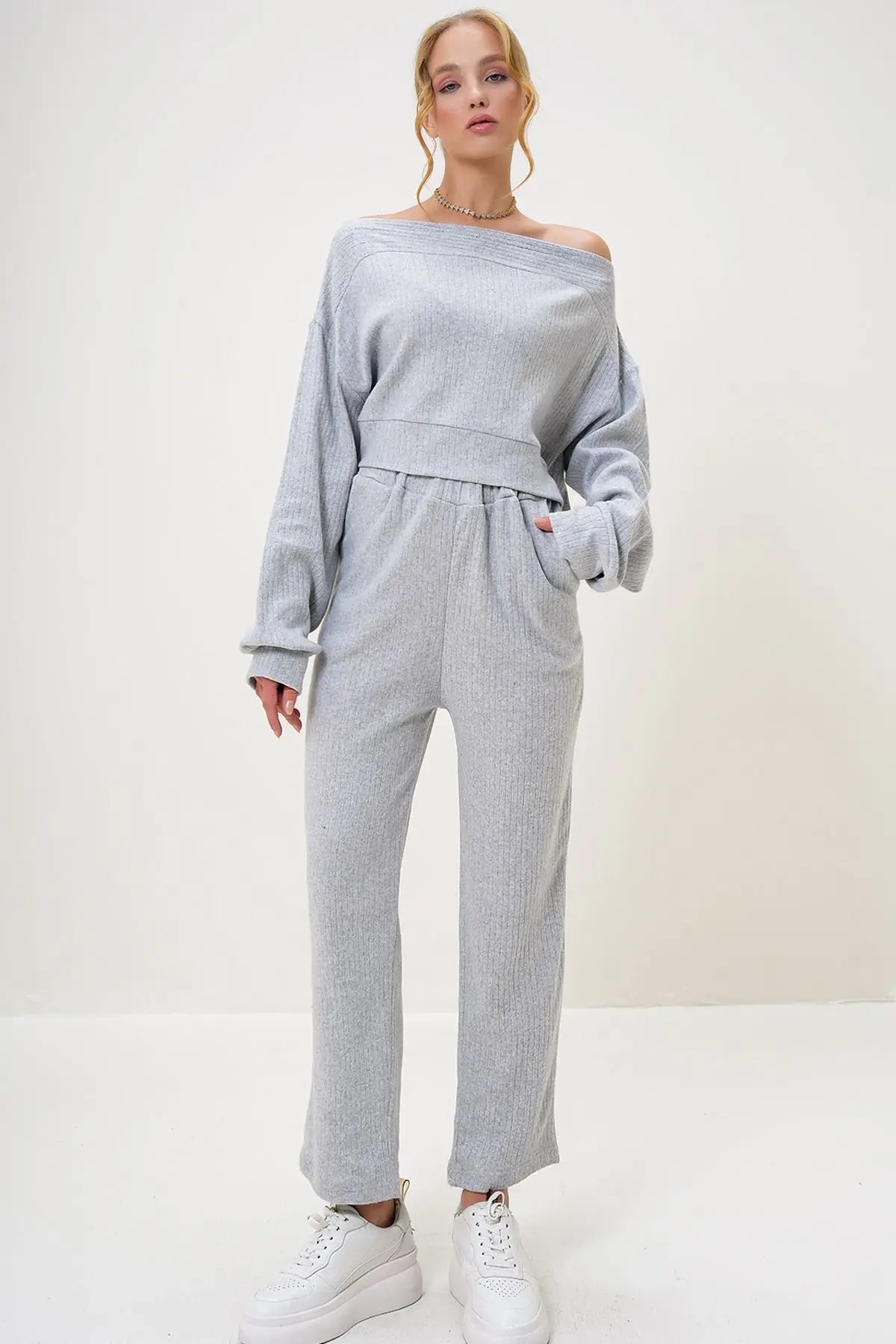 Rohana | Loungewear Relaxed Set Off Shoulder Sweatshirt and Trousers