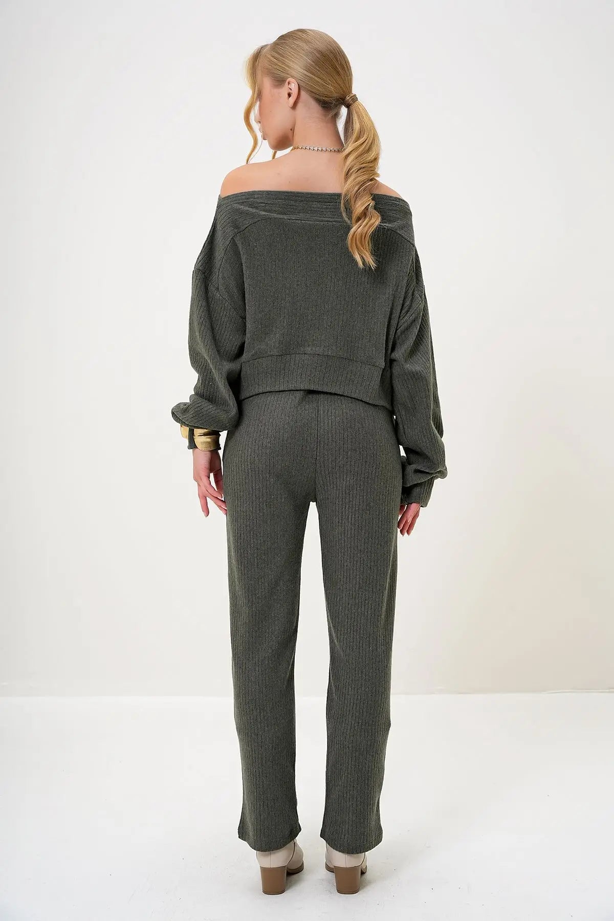 Rohana | Loungewear Relaxed Set Off Shoulder Sweatshirt and Trousers