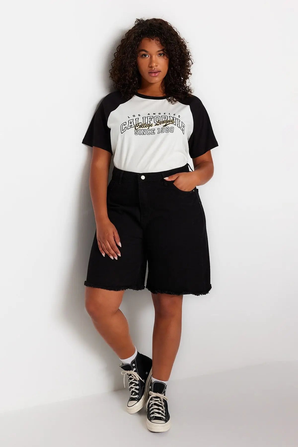 Zarina | Plus Sized High-Waisted Denim Shorts - Motheero