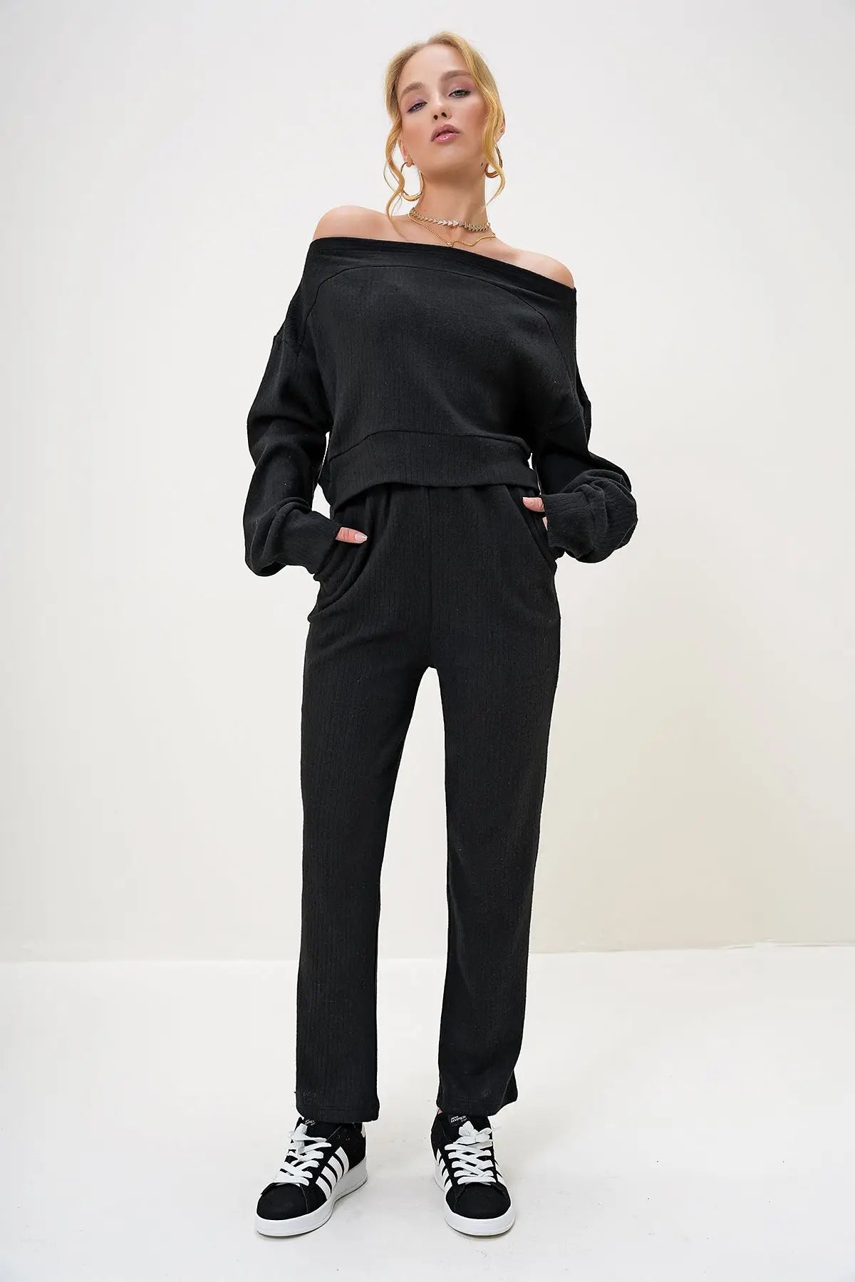 Rohana | Loungewear Relaxed Set Off Shoulder Sweatshirt and Trousers