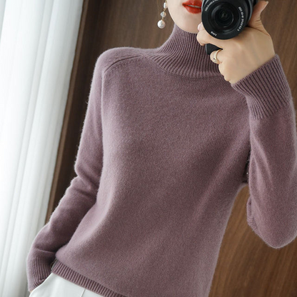 Aurelia | Simple Turtleneck Sweater