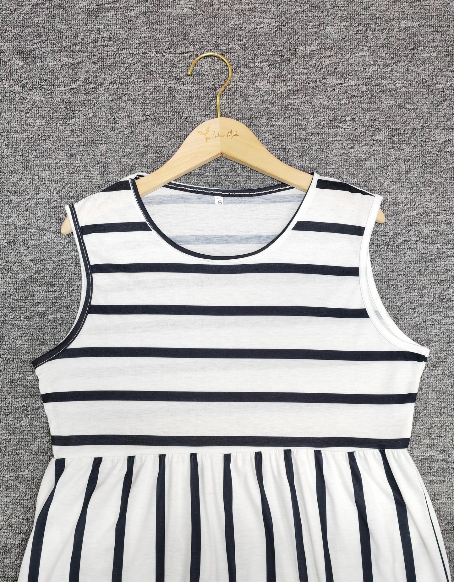Mira | Versatile Striped Comfort Dress - Motheero