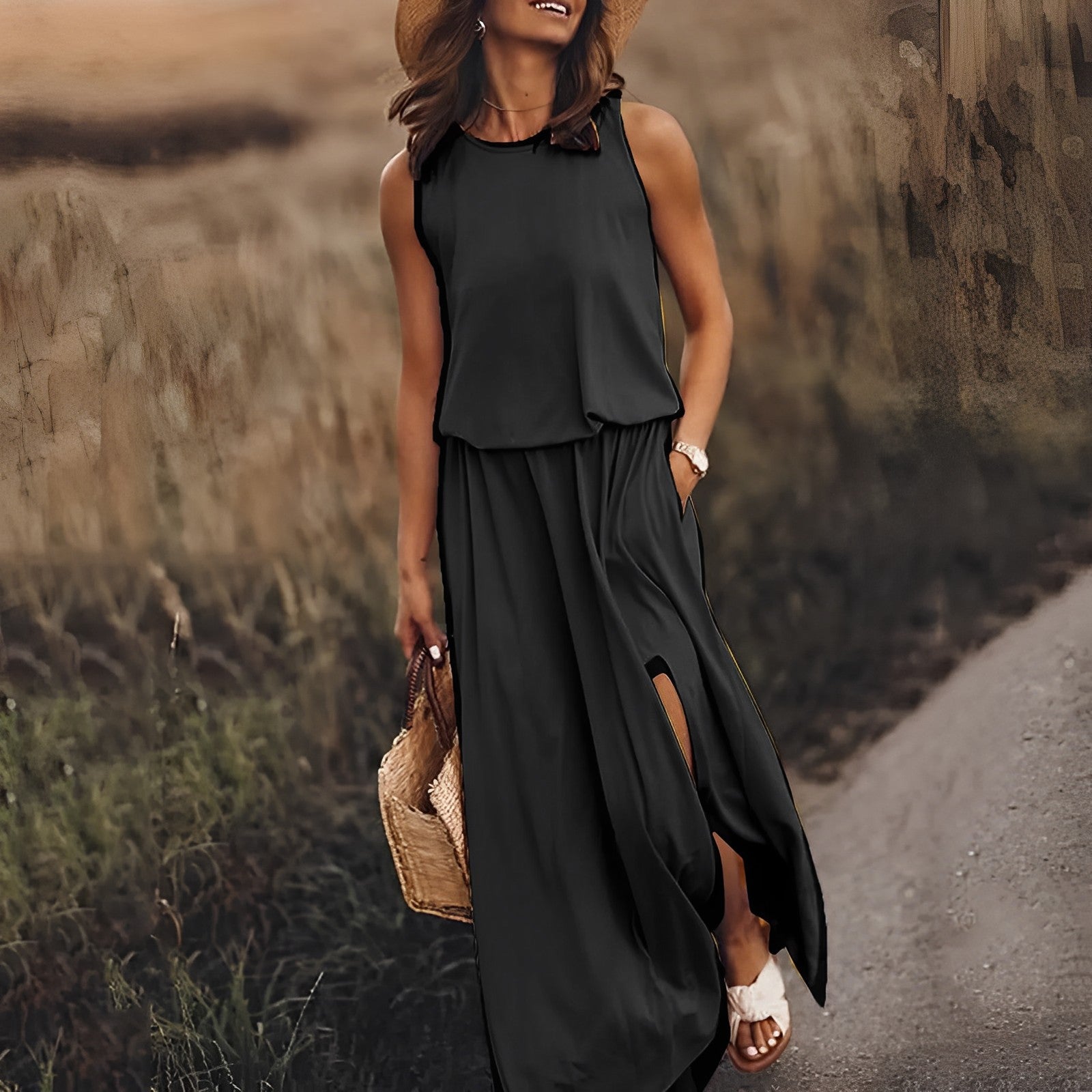 Lara | Elegant Long Dress with Slit - Motheero