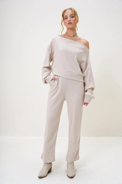 Rohana | Loungewear Relaxed Set Off Shoulder Sweatshirt and Trousers