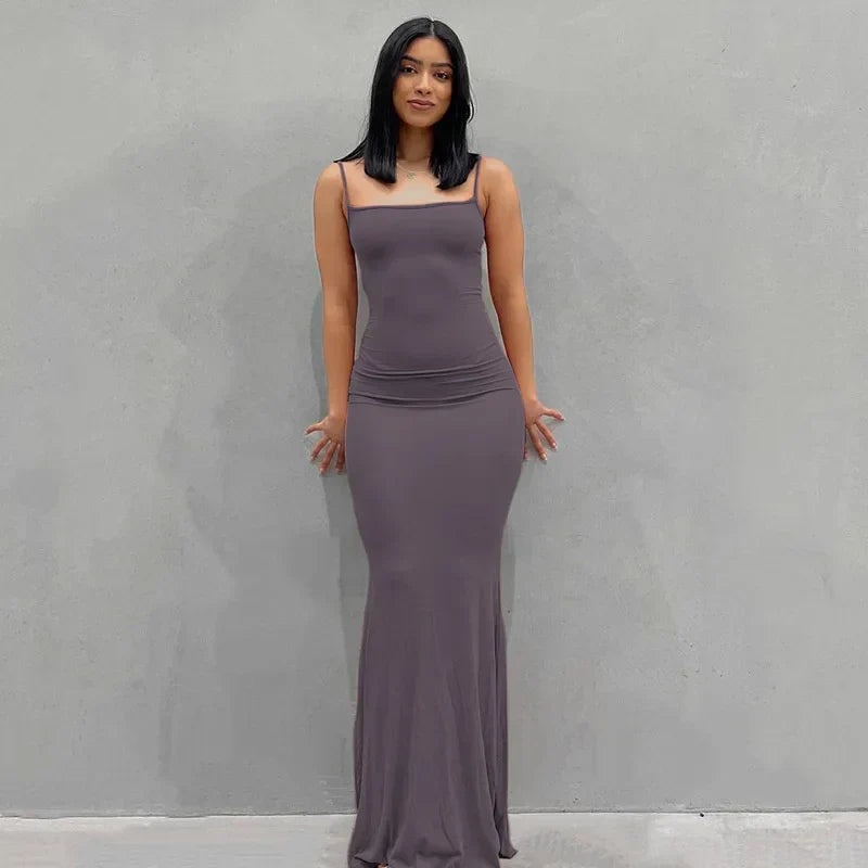 Isla | Slim Maxi Dress - Motheero