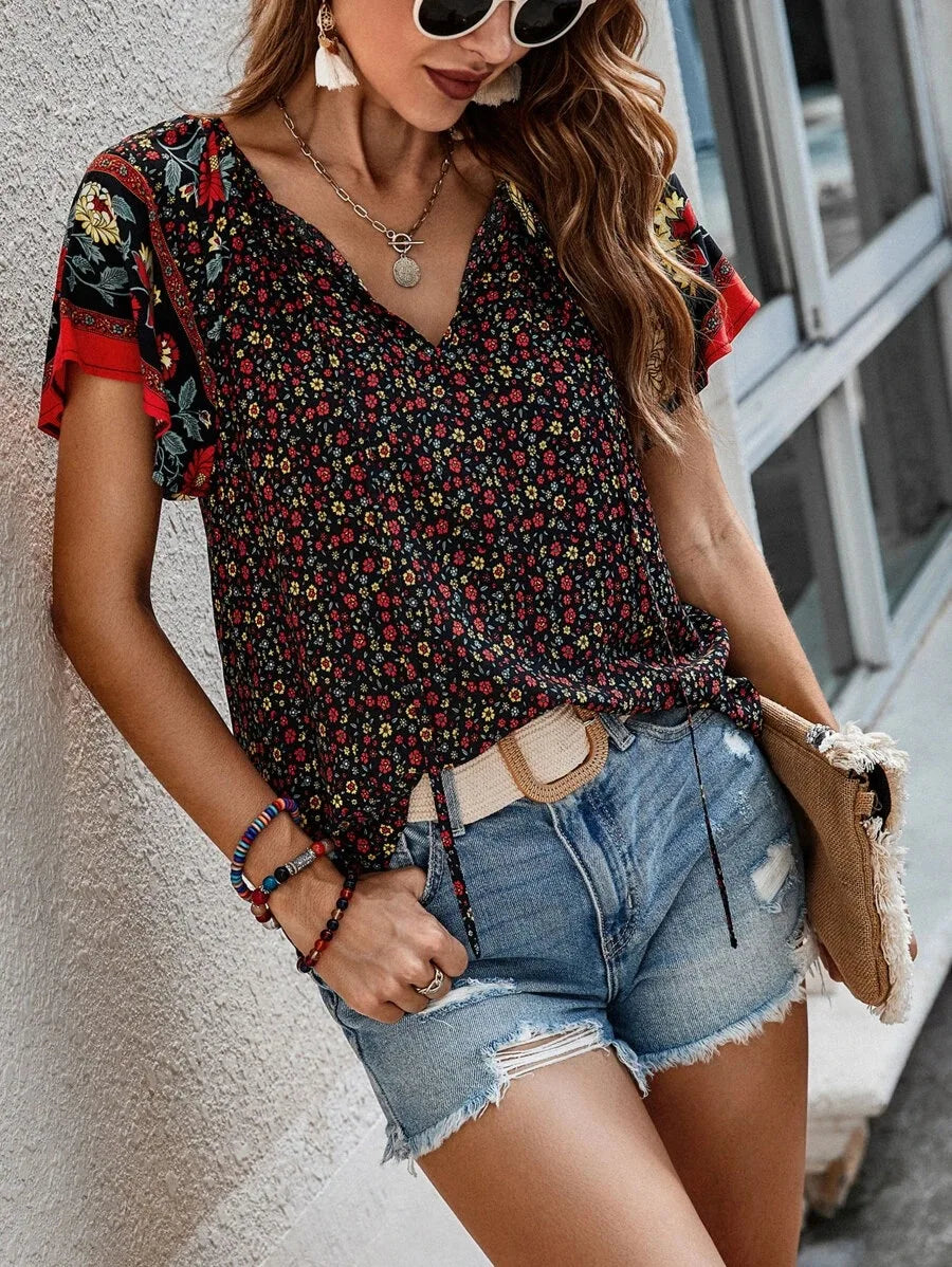 Nerina | Versatile Short‑Sleeve Floral Blouse - Motheero