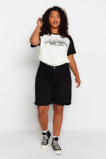 Zarina | Plus Sized High-Waisted Denim Shorts - Motheero