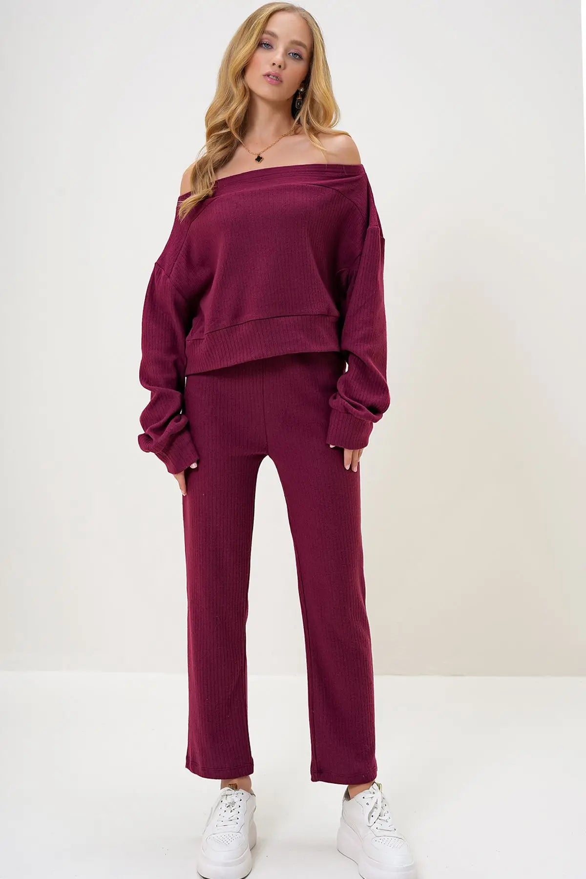 Rohana | Loungewear Relaxed Set Off Shoulder Sweatshirt and Trousers