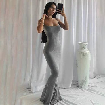 Isla | Slim Maxi Dress - Motheero