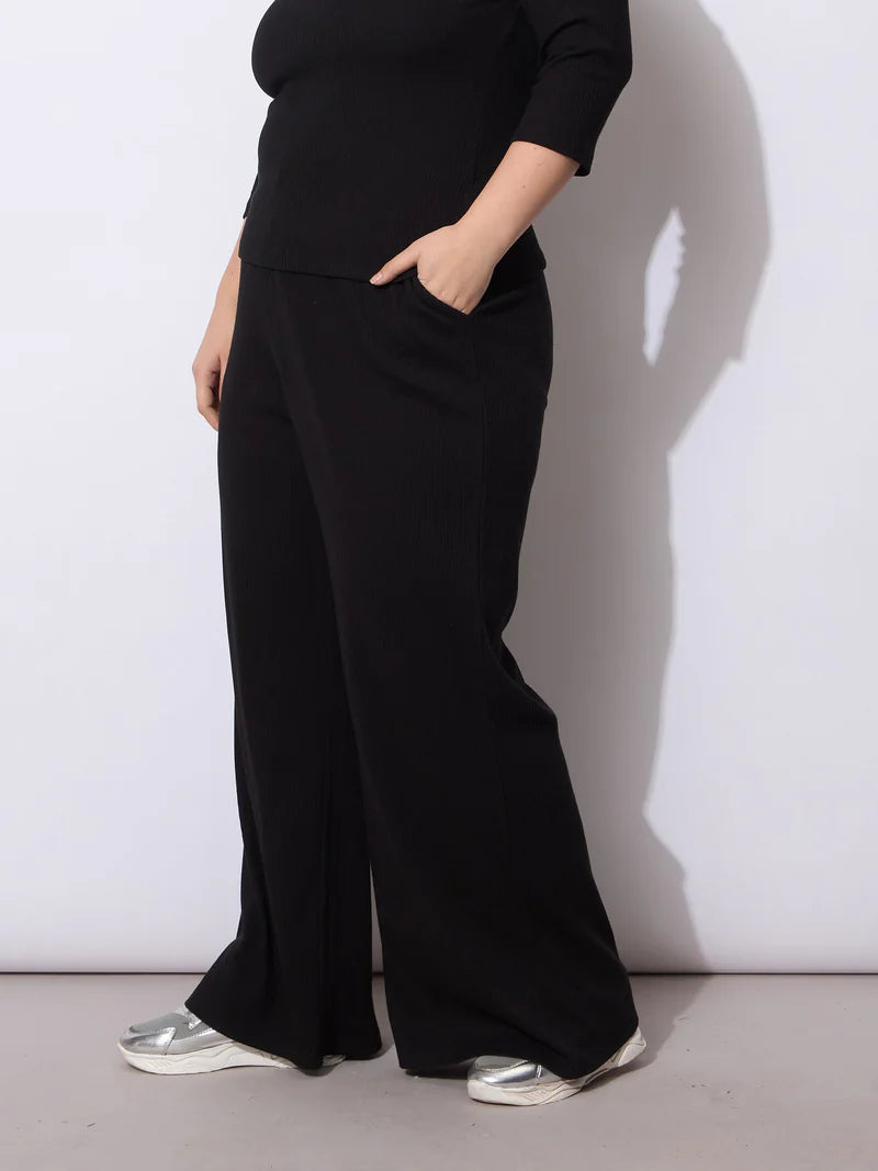 Motheero Women Black Rib Drawstring Straight Pants - Motheero