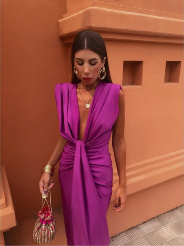 Huda |  Sophisticated Sleeveless Dress - Motheero