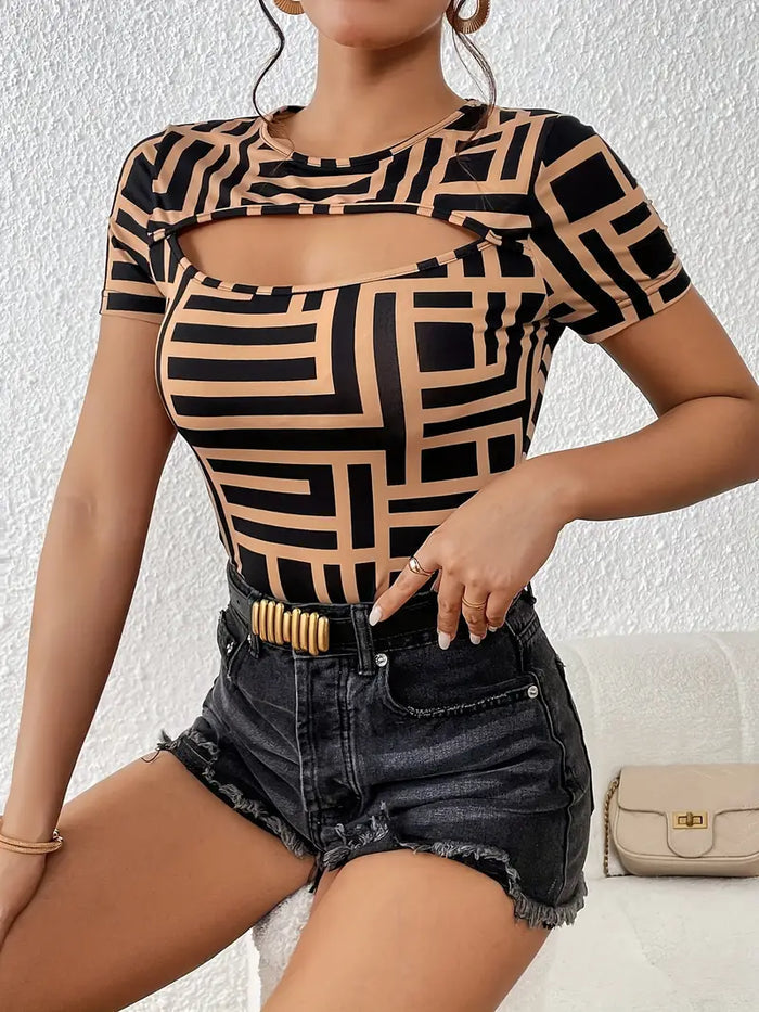 Selena | Cut-Out Detail Elegant Shirt - Motheero